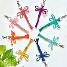 Load image into Gallery viewer, Keyring &quot;Dragonfly&quot; Design
