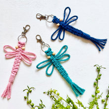 Load image into Gallery viewer, Keyring &quot;Dragonfly&quot; Design
