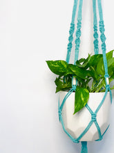 Load image into Gallery viewer, Macrame Plant Hanger - Round Design

